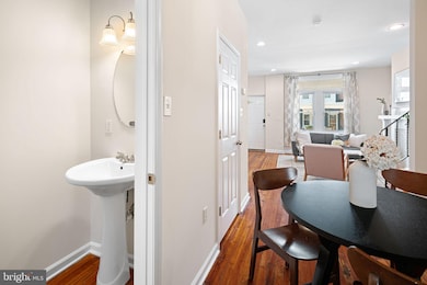 4021 Dexter St, Philadelphia, PA 19128 - photo 7