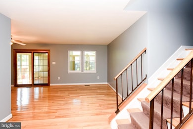 5210 Vienna Dr, Clinton, MD 20735 - photo 3