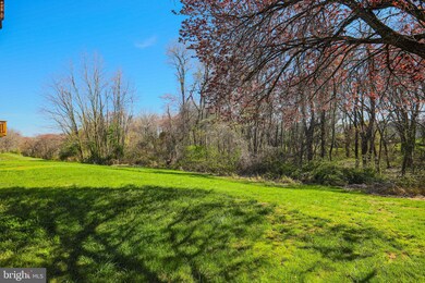 1351 Walkabout Ct, Sykesville, MD 21784 - photo 5