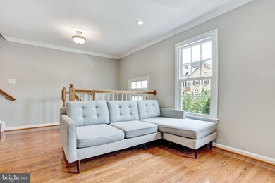 2002 Pieris Ct, Vienna, VA 22182 - photo 3