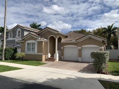 4851 NW 112th Ct, Doral, FL 33178 - photo 2