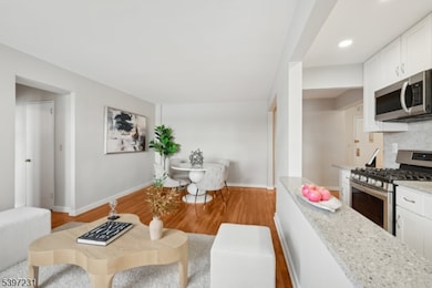 8300 Blvd E unit 4D, North Bergen, NJ 07047 - photo 7