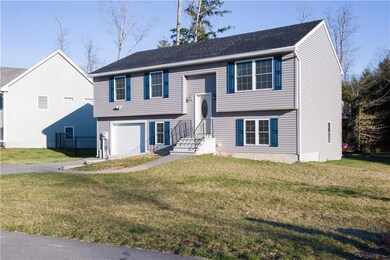 38 Collins Cir, Rochester, NH 03867 - photo 2