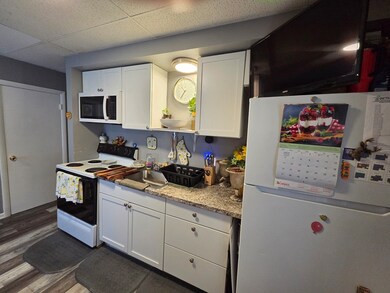 130 Eutaw Ave unit A, Lynn, MA 01902 - photo 2