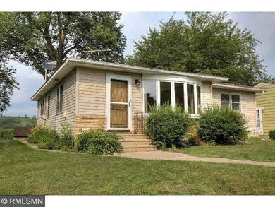 1505 Phelps St, Red Wing, MN 55066 - photo 2