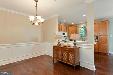 20815 Shamrock Glen Cir, Germantown, MD 20874 - photo 5