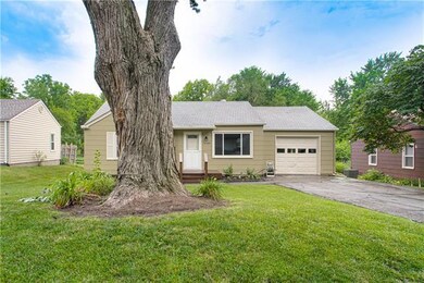 11709 W 68th Place, Shawnee, KS 66203 - photo 3