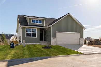 450 Commons Dr, Carlisle, IA 50047 - photo 2