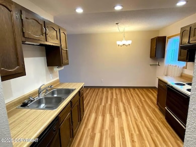 1530 Northview Dr unit D4, Anchorage, AK 99504 - photo 2