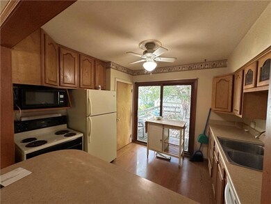 5625 New York Ave, Des Moines, IA 50310 - photo 6