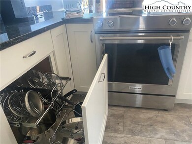 471 Adams Apple Dr unit 3, Banner Elk, NC 28604 - photo 6