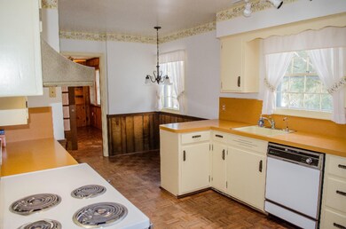 1322 floral dr-2