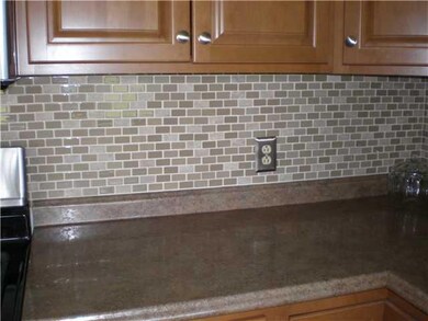 Kitchen. Gorgeous hand laid backsplash with natura