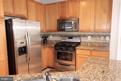 20579 Crestmont Terrace, Sterling, VA 20165 - photo 5