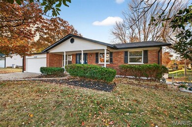 4728 Ringer Rd, Saint Louis, MO 63129 - photo 3