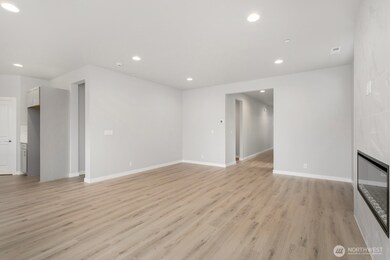 Pics are of same plan. Colors and finishes may vary. See Site Agent for details.