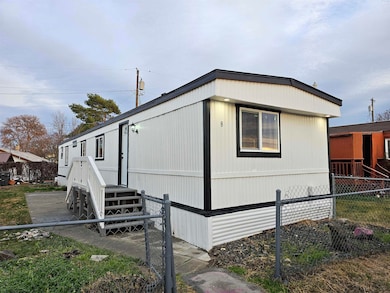 1421 S Cedar St unit 8, Kennewick, WA 99337 - photo 4