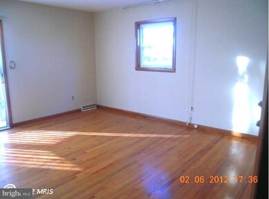 9800 Van Buren Ln, Cockeysville, MD 21030 - photo 2