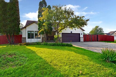 3597 Gershwin Ct N, Saint Paul, MN 55128 - photo 2