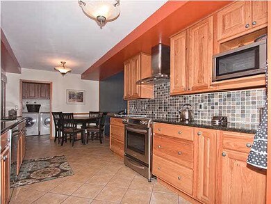 Beautiful tile back splash.
