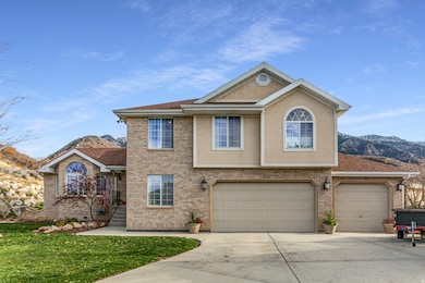 3240 Granite Point Cir, Sandy, UT 84092 - photo 2