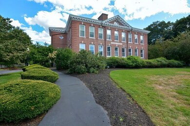 760 Highland Ave unit 8, Needham Heights, MA 02494 - photo 3
