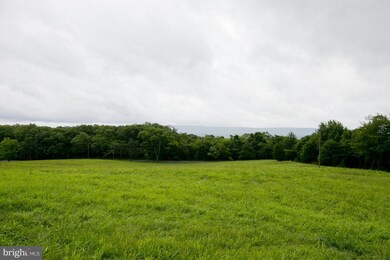 323 Apple Harvest Dr, Martinsburg, WV 25401 - photo 3