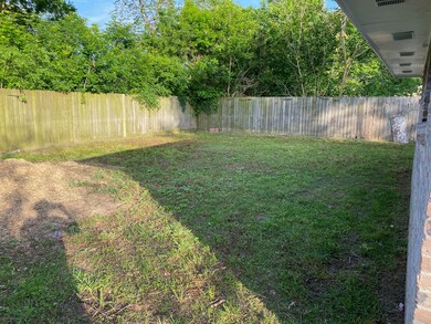 8407 Whitecastle Ln, Houston, TX 77088 - photo 5