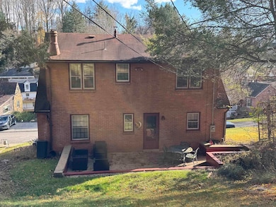 1113 Sunset Dr, Fairmont, WV 26554 - photo 3