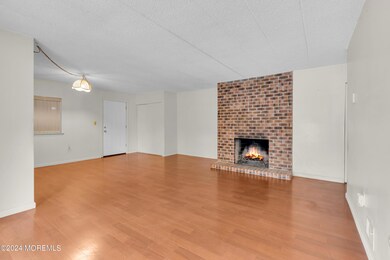1838 State Route 35 unit 20, Wall Township, NJ 07719 - photo 6