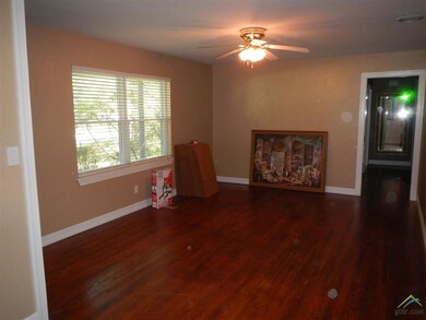 1511 Pettit Dr, Tyler, TX 75701 - photo 3