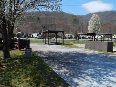 50 Timber Leaf Dr unit 8, Sylva, NC 28779 - photo 5