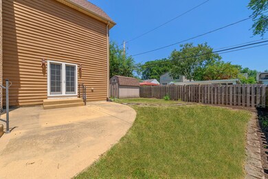 836 N Ellsworth St, Naperville, IL 60563 - photo 3