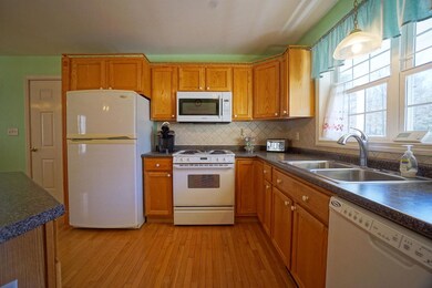 159 Parker Rd, New Boston, NH 03070 - photo 7