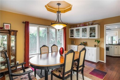 4045 45th St, Des Moines, IA 50310 - photo 7