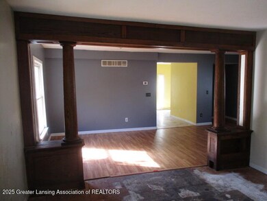 430 Pearl St, Lansing, MI 48906 - photo 3