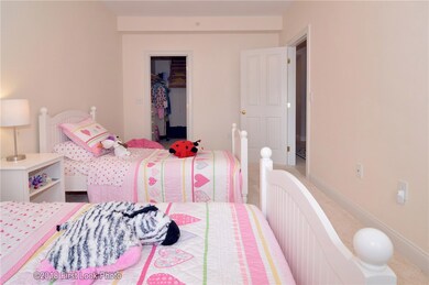 919 Bay St unit 24, Fall River, MA 02724 - photo 6