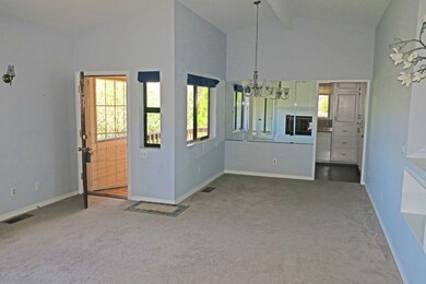 Living/Dining Area