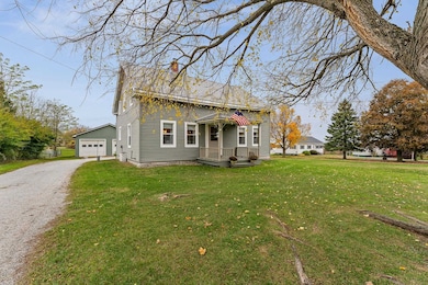 426 St Albans Rd, Swanton, VT 05488 - photo 2