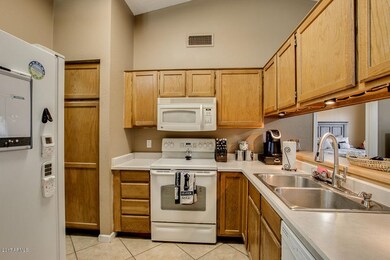 GREAT KITCHEN