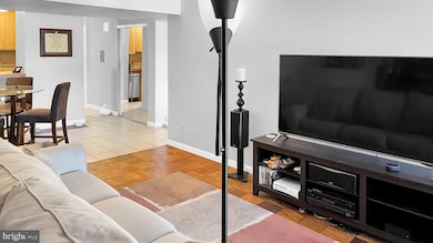 5711 Indian Ct unit 189, Alexandria, VA 22303 - photo 4