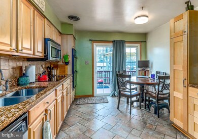 13437 Nascoby Ln, Woodbridge, VA 22193 - photo 3