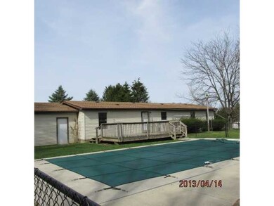 713 Coonpath Rd NE, Lancaster, OH 43130 - photo 2