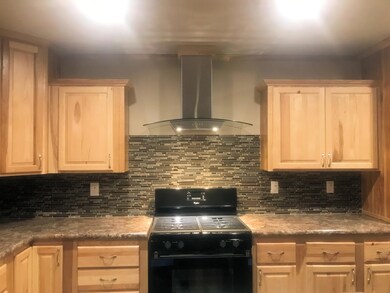 14916 Cochise St, Williston, ND 58801 - photo 6