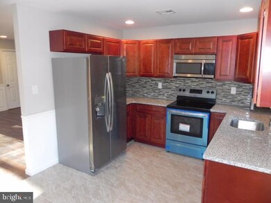 111 Plumtree Ln, Willingboro, NJ 08046 - photo 4