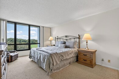 7835 Lakeside Blvd unit 966, Boca Raton, FL 33434 - photo 2