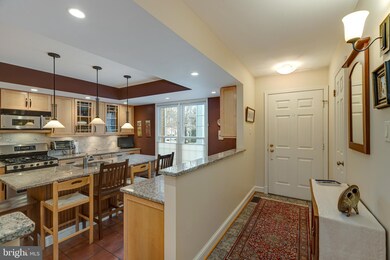 12227 Tildenwood Dr, Rockville, MD 20852 - photo 5