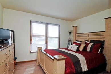 3438 Grandville Ave, Gurnee, IL 60031 - photo 5