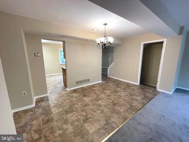 10 Bernadotte Ct, Parkville, MD 21234 - photo 4