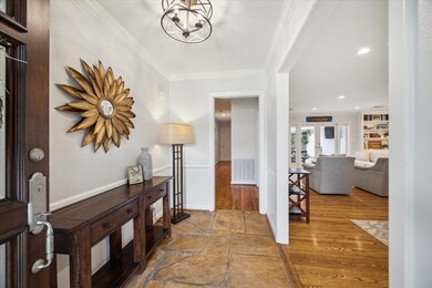 6147 Burgoyne Rd, Houston, TX 77057 - photo 3